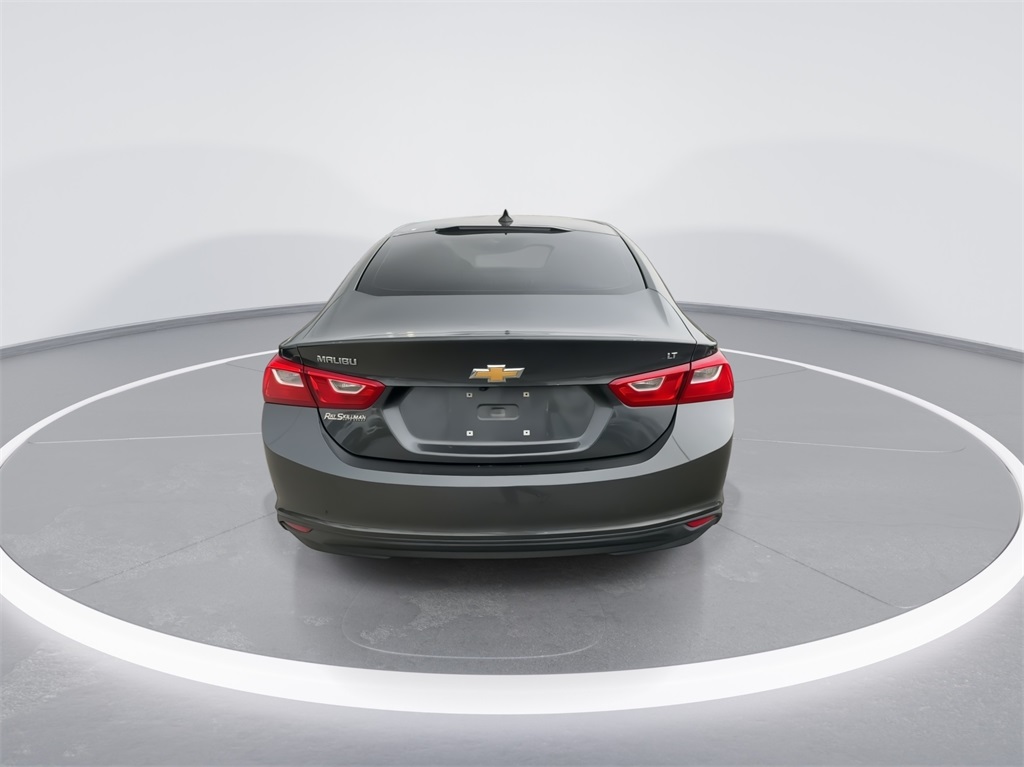 2016 Chevrolet Malibu LT 10