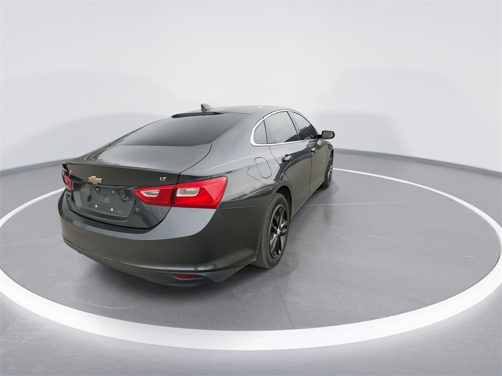 2016 Chevrolet Malibu LT 11