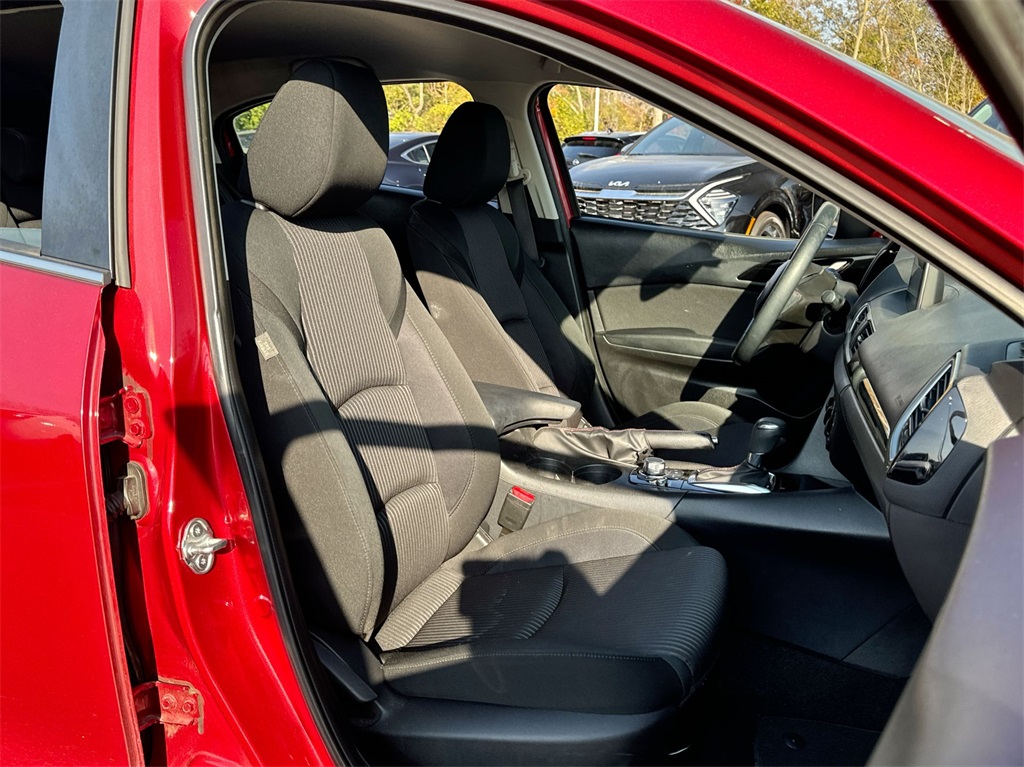 2015 Mazda Mazda3 i Touring 33