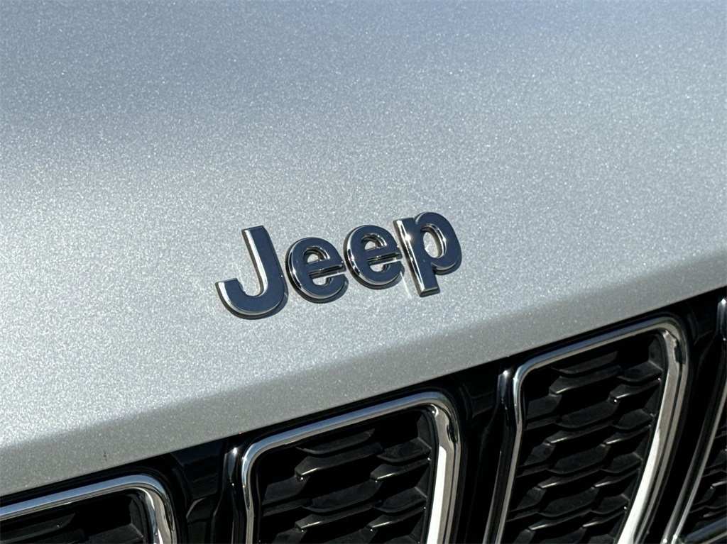 2021 Jeep Grand Cherokee L Limited 14