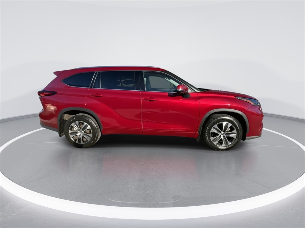 2021 Toyota Highlander XLE 13