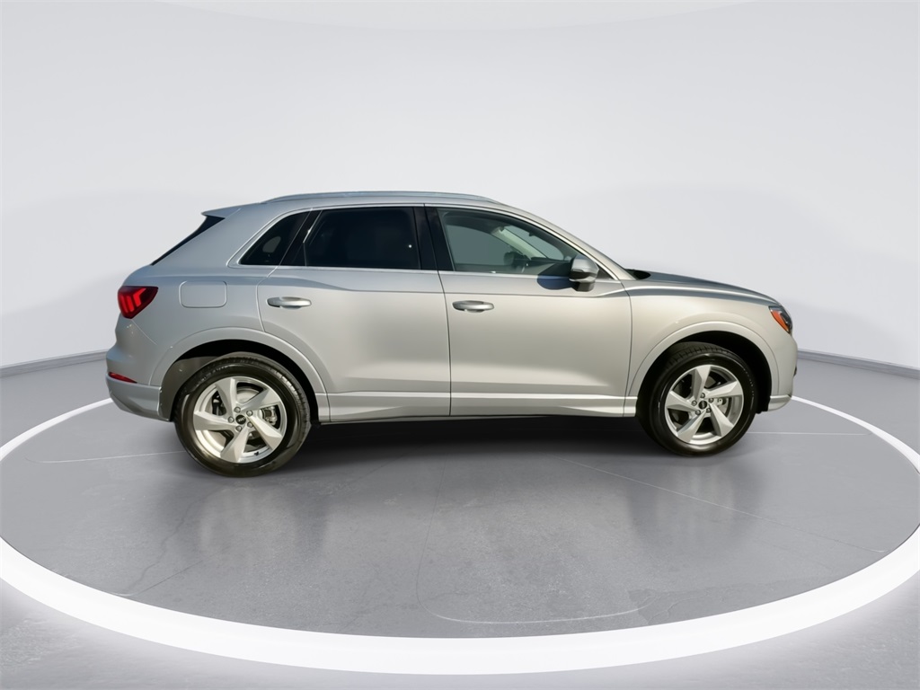 2021 Audi Q3 Premium 12