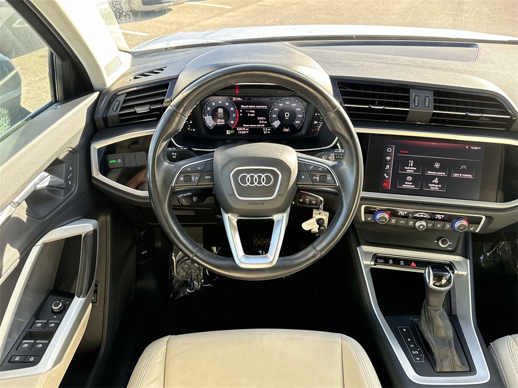 2021 Audi Q3 Premium 17