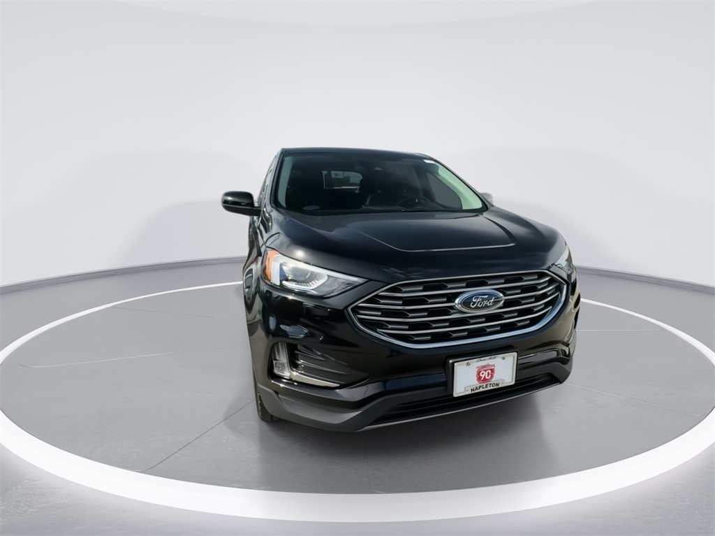 2022 Ford Edge SEL 2