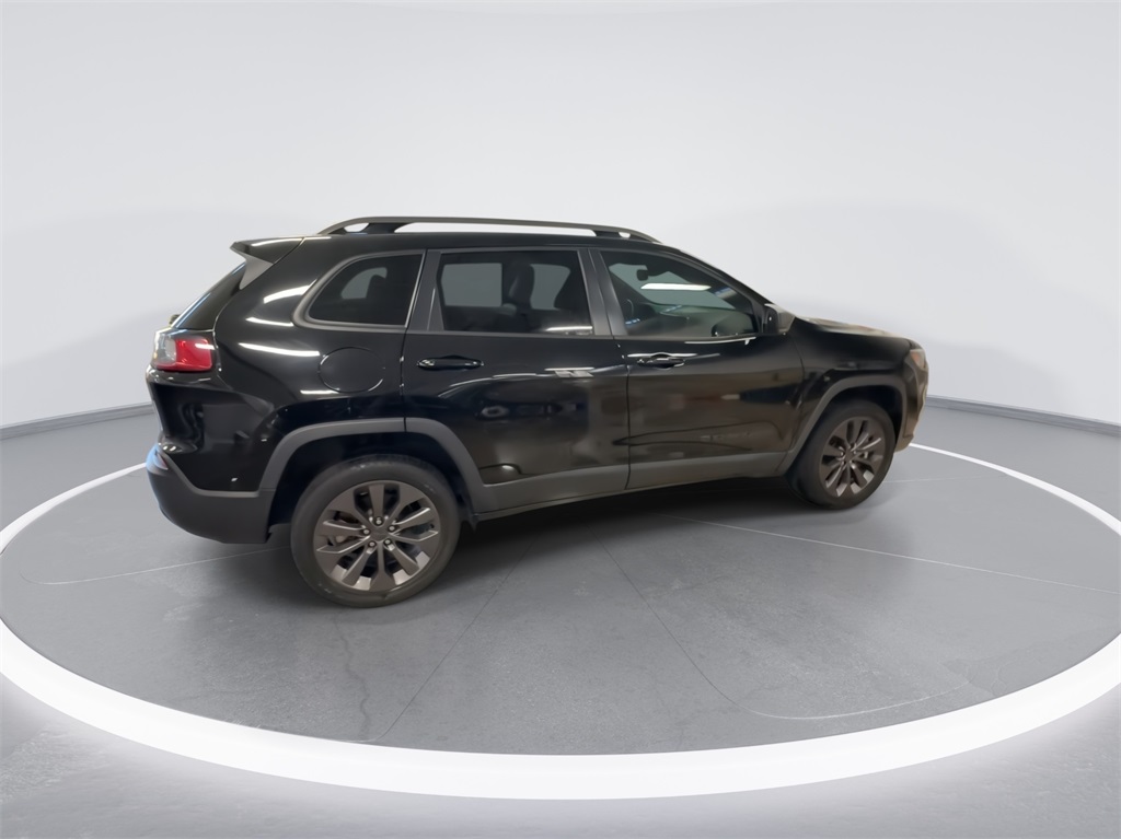 2021 Jeep Cherokee Latitude Lux 10