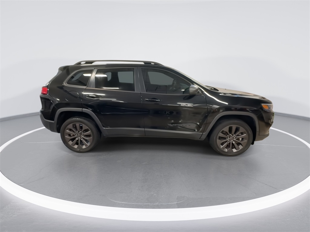 2021 Jeep Cherokee Latitude Lux 11