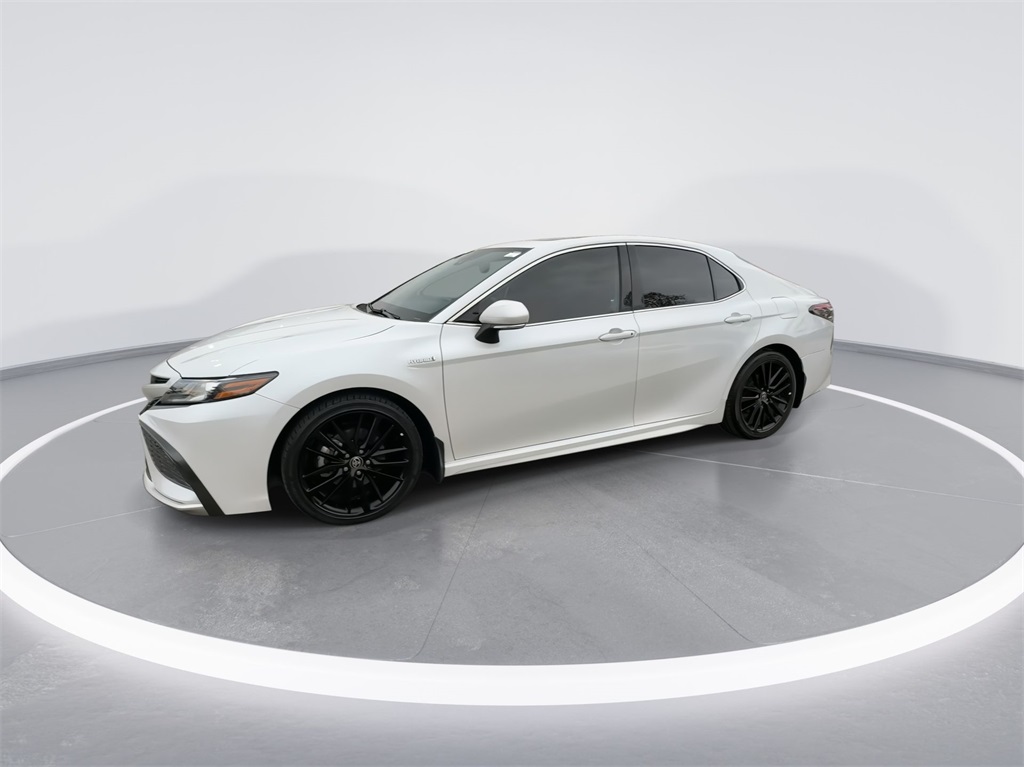 2021 Toyota Camry Hybrid XSE 6