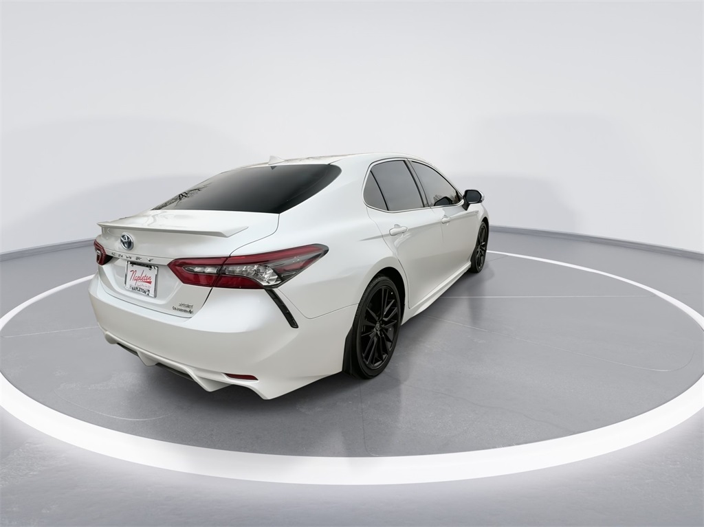 2021 Toyota Camry Hybrid XSE 11