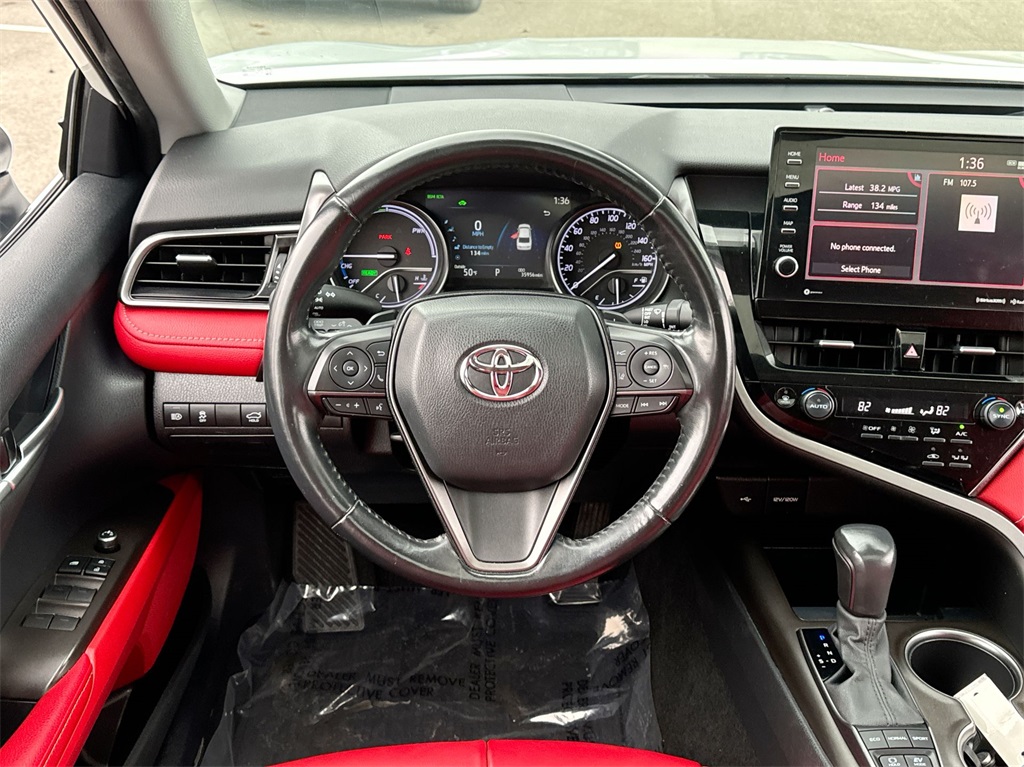 2021 Toyota Camry Hybrid XSE 17