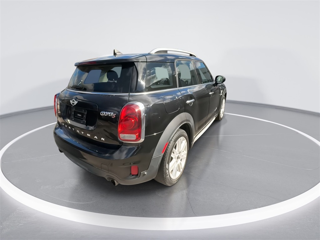 2018 MINI Cooper S Countryman Base 11