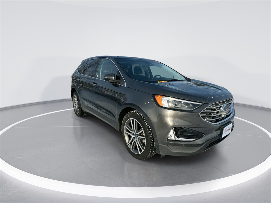 2019 Ford Edge Titanium 2