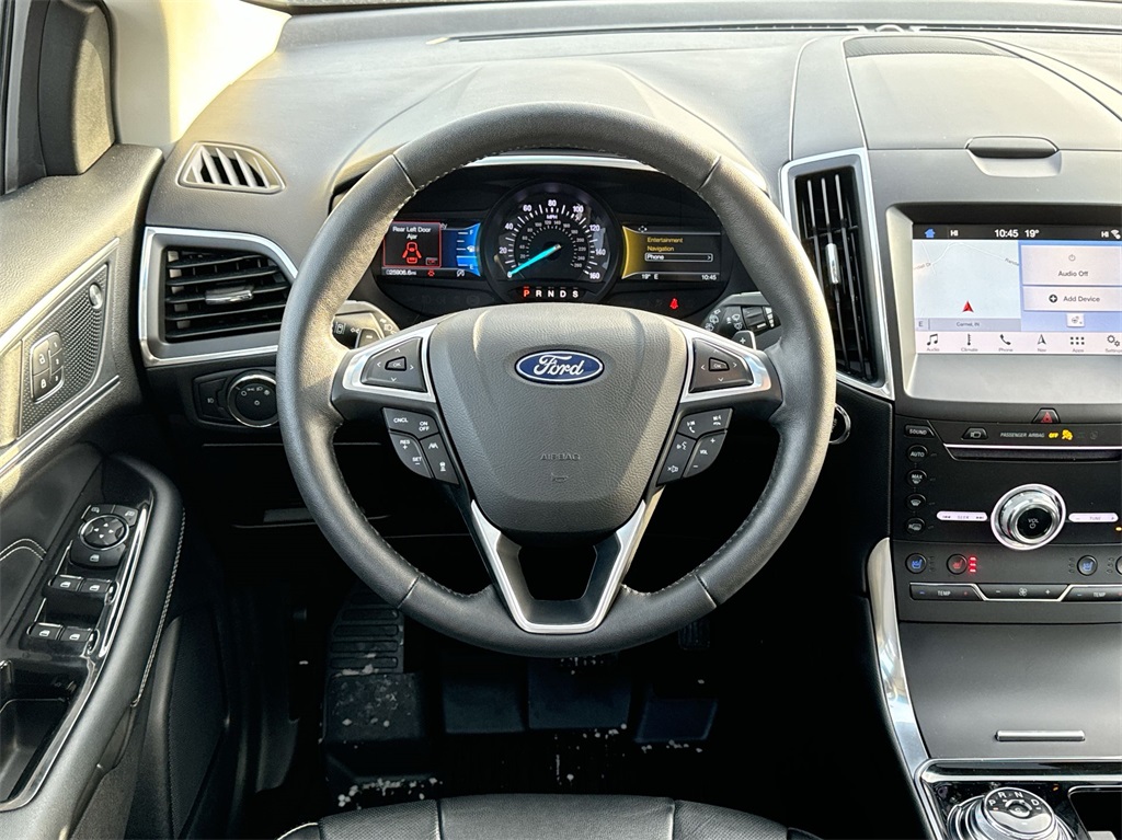 2019 Ford Edge Titanium 10