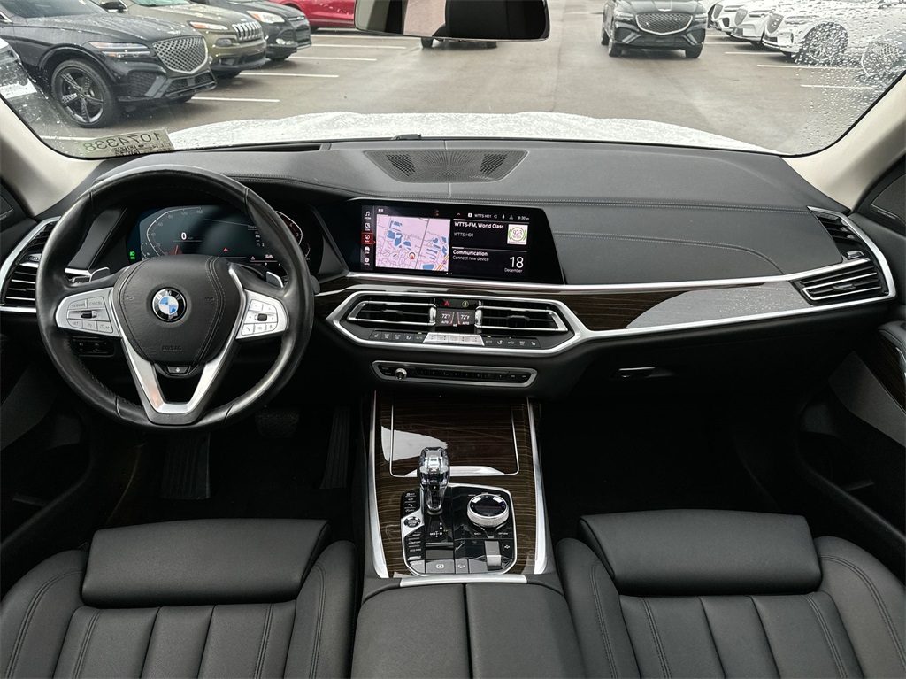 2020 BMW X7 xDrive40i 10