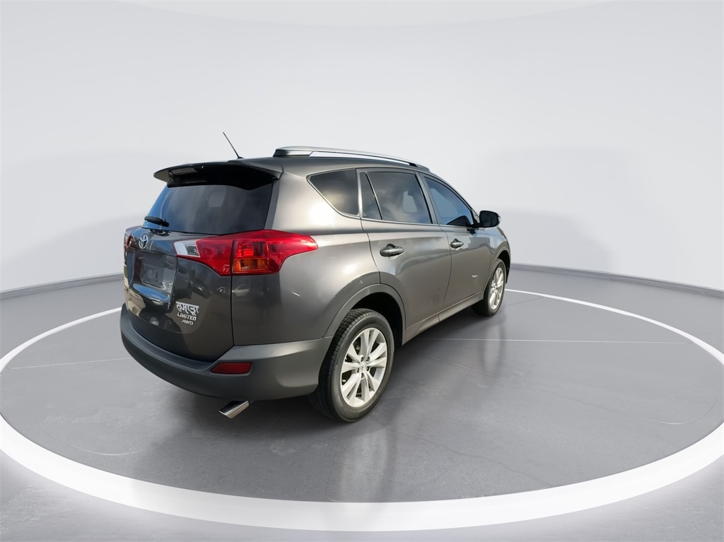 2014 Toyota RAV4 Limited 11