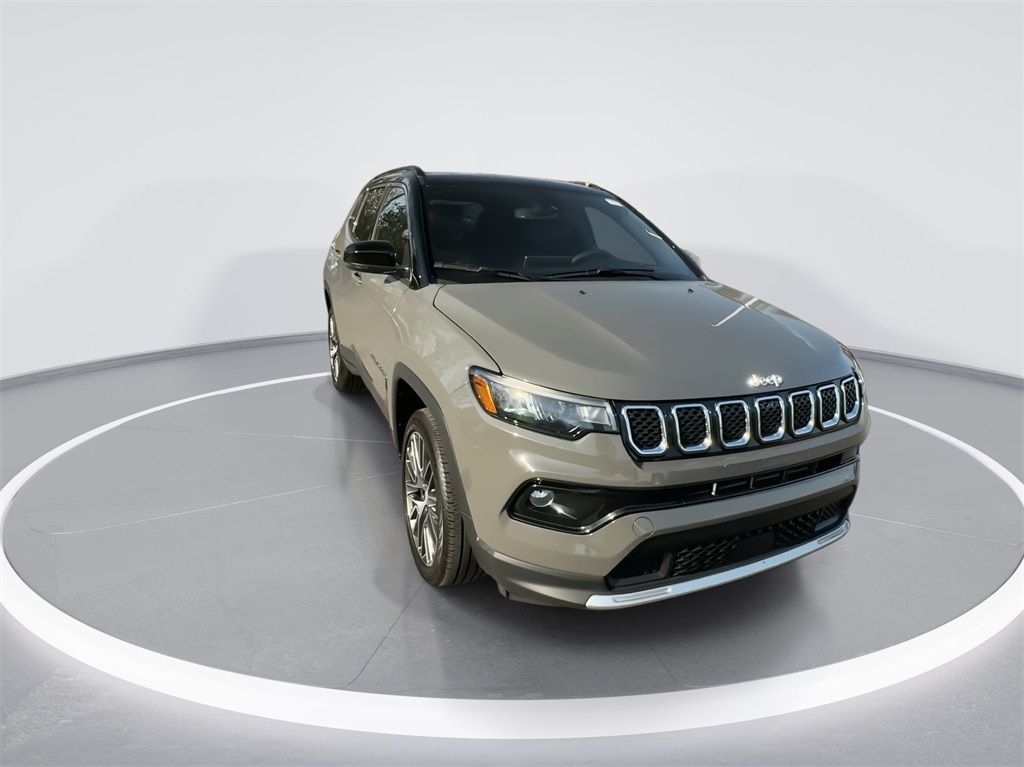 2023 Jeep Compass Limited 3