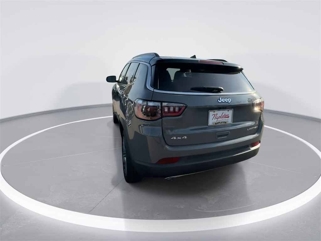 2023 Jeep Compass Limited 9