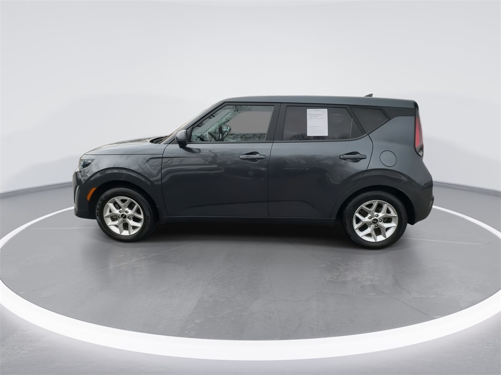 2023 Kia Soul LX 6