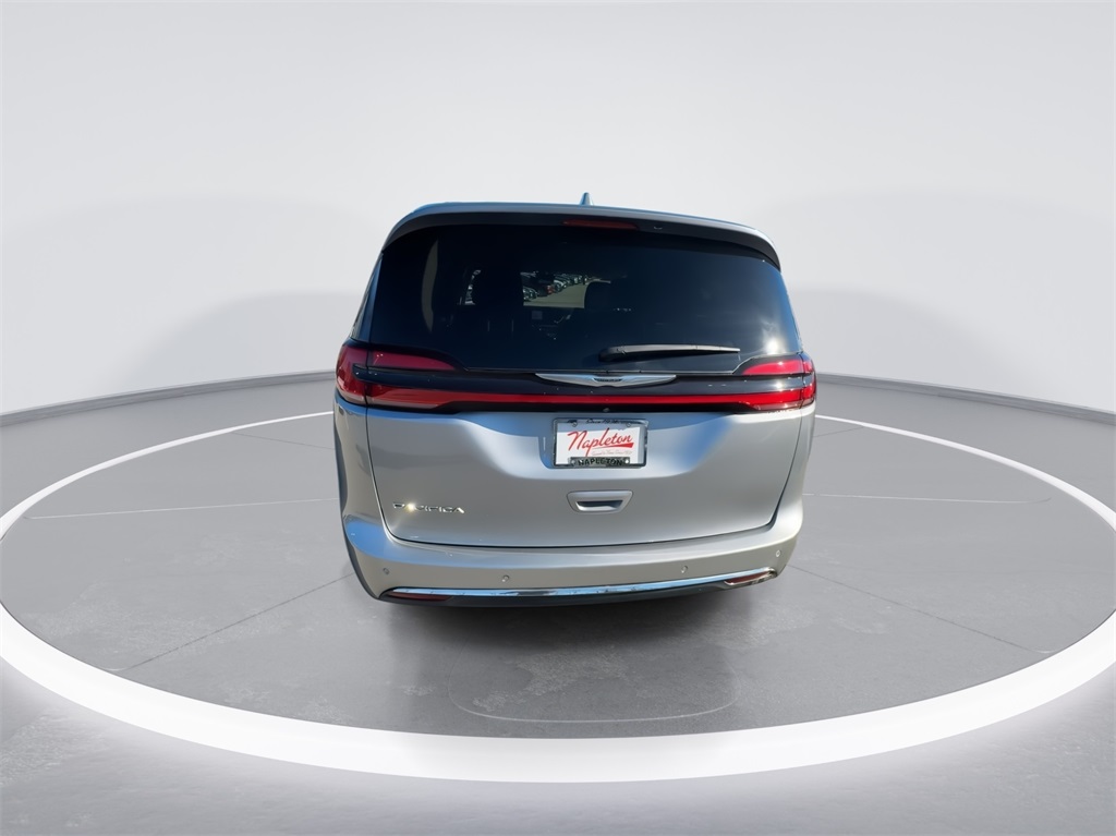 2021 Chrysler Pacifica Touring L 9