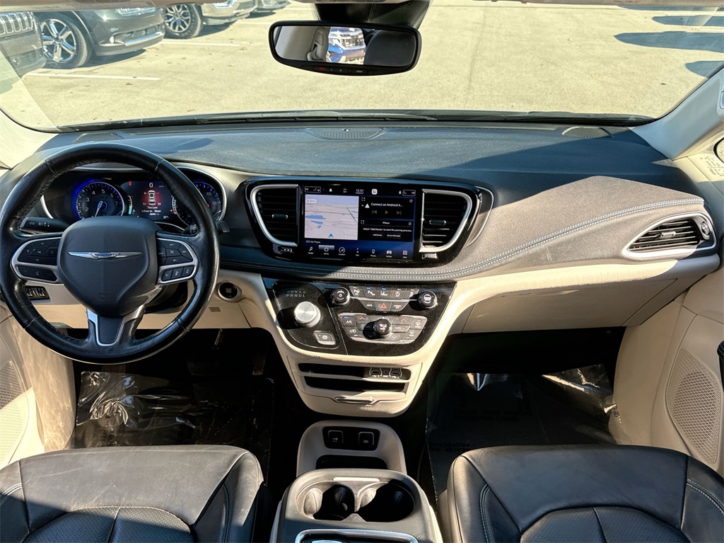 2021 Chrysler Pacifica Touring L 18