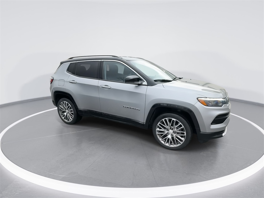 2022 Jeep Compass Limited 2