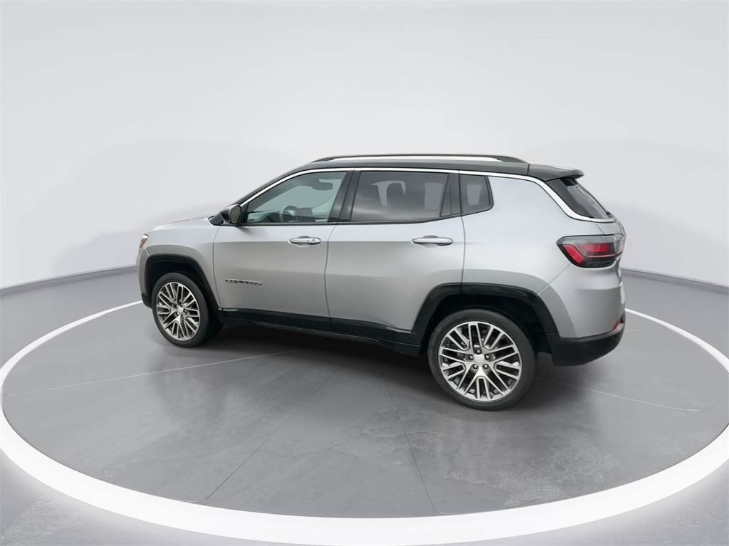 2022 Jeep Compass Limited 8