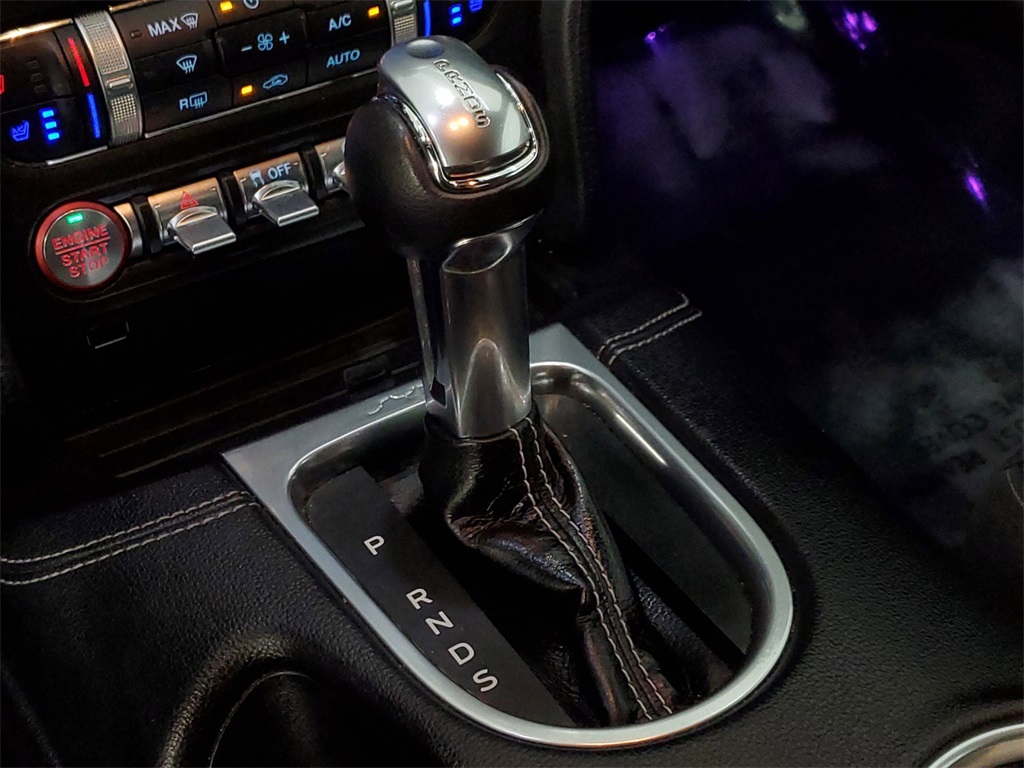 2022 Ford Mustang GT Premium 17