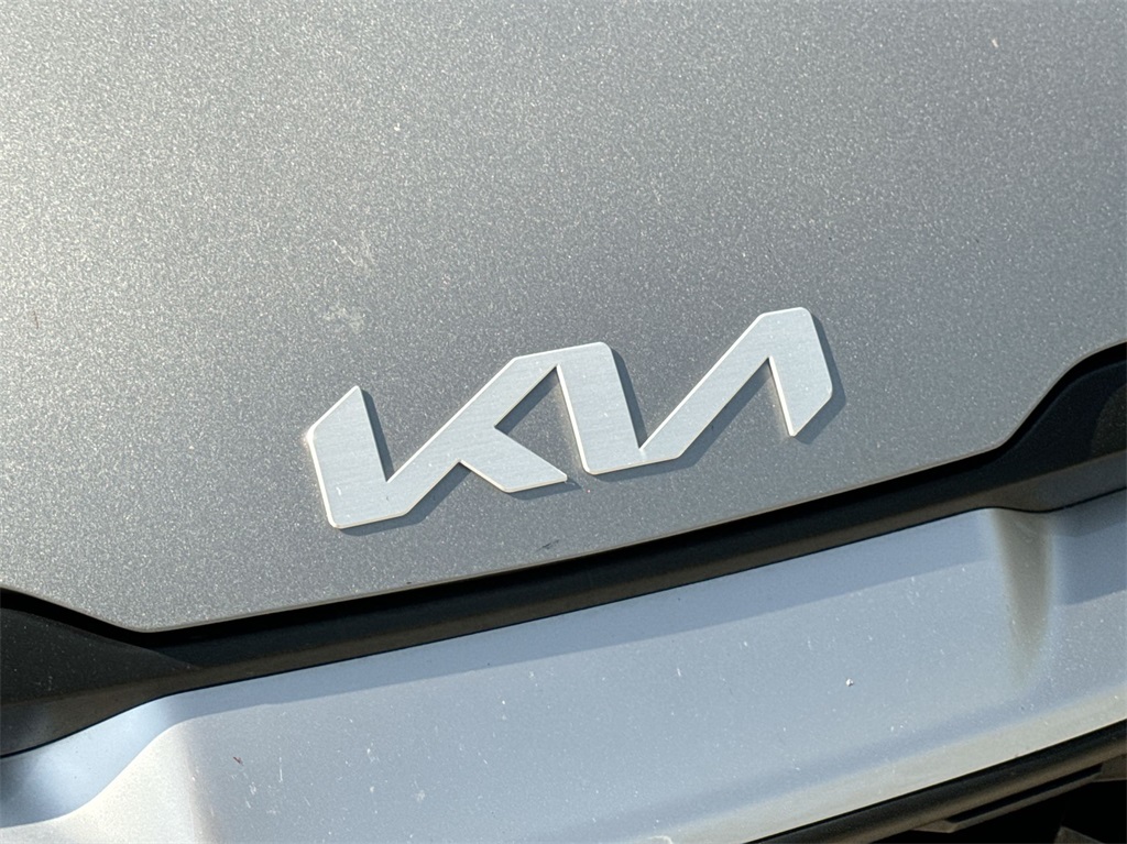 2023 Kia Sportage LX 14