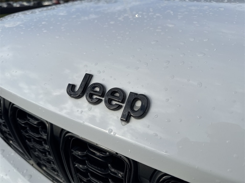 2021 Jeep Grand Cherokee L Laredo 14