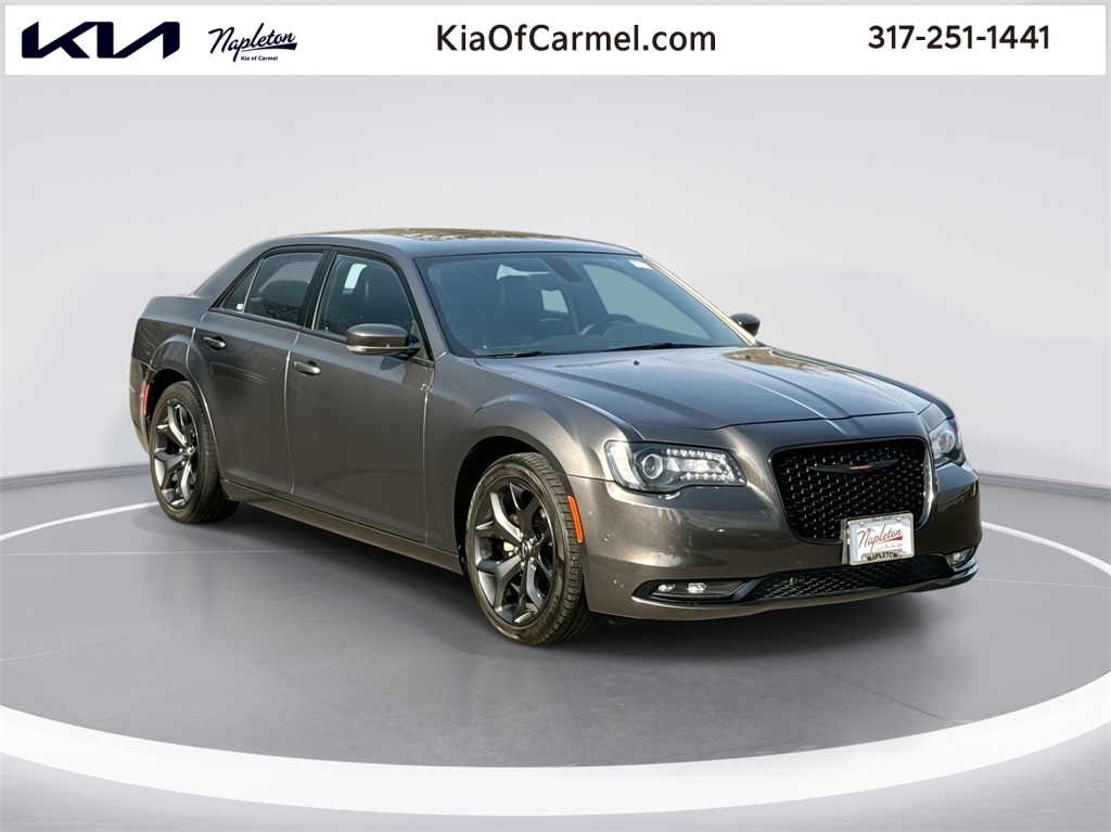 2023 Chrysler 300 S 1