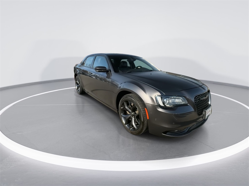 2023 Chrysler 300 S 2