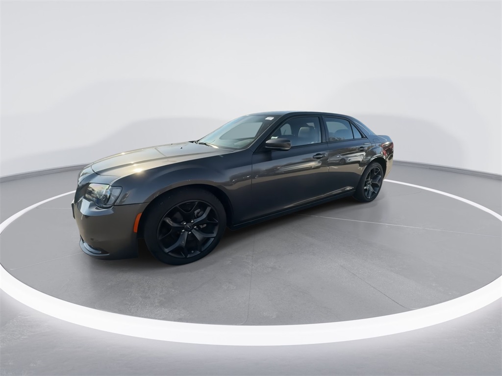 2023 Chrysler 300 S 5