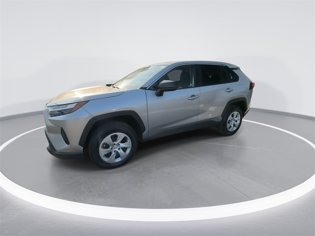 2024 Toyota RAV4 LE 5