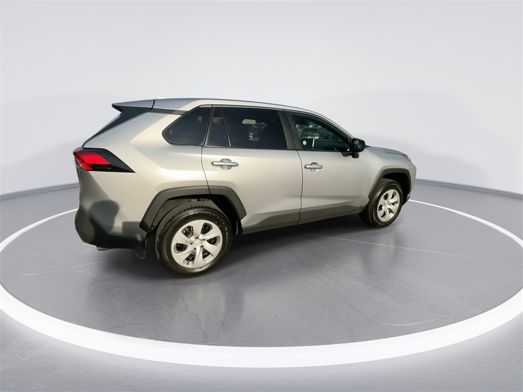 2024 Toyota RAV4 LE 11