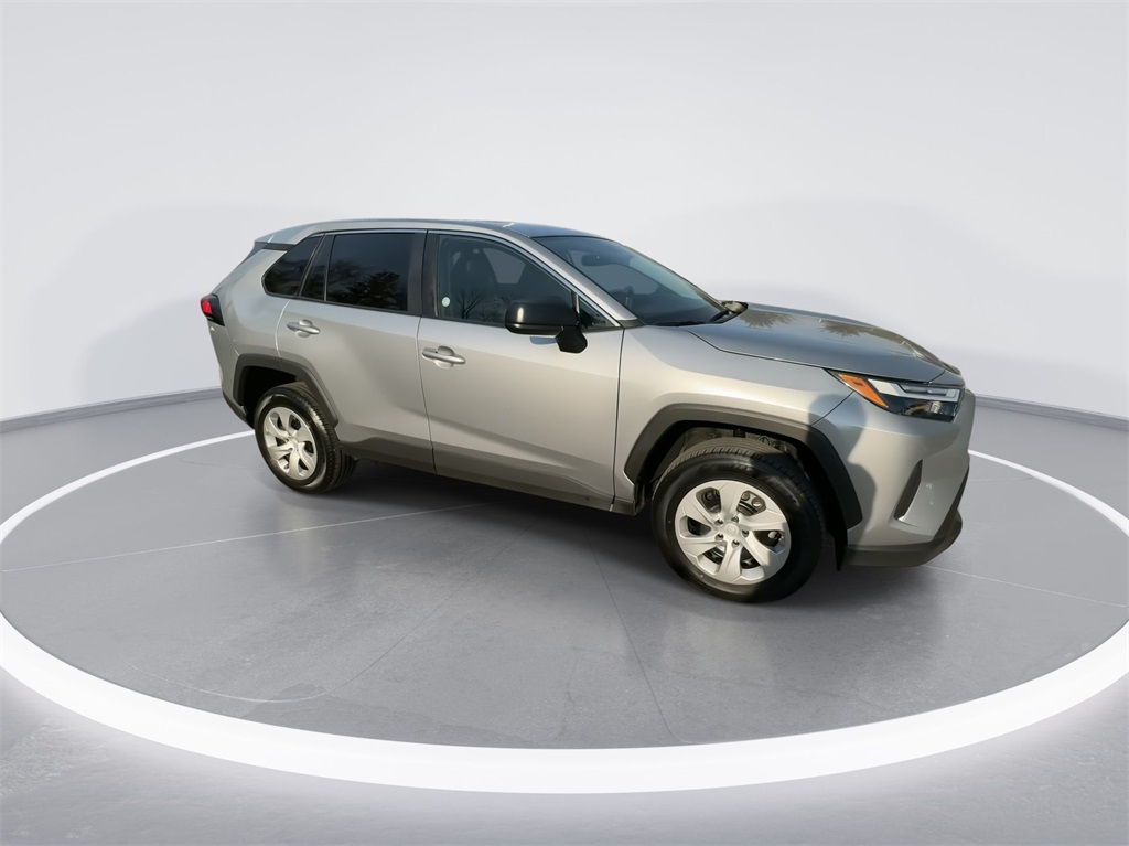 2024 Toyota RAV4 LE 13