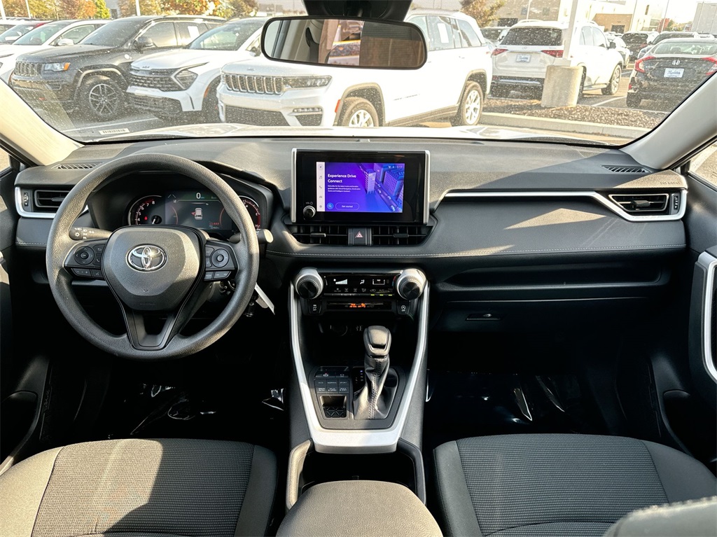 2024 Toyota RAV4 LE 20