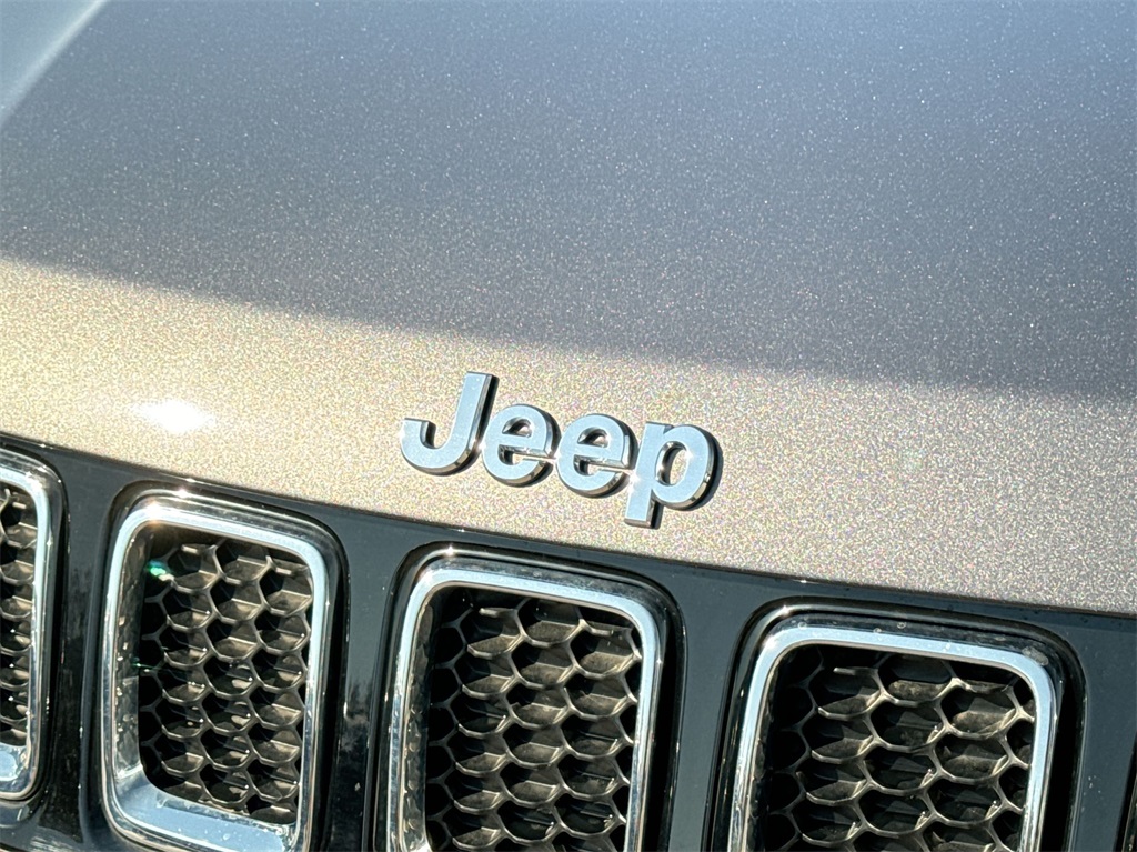 2021 Jeep Compass Limited 14