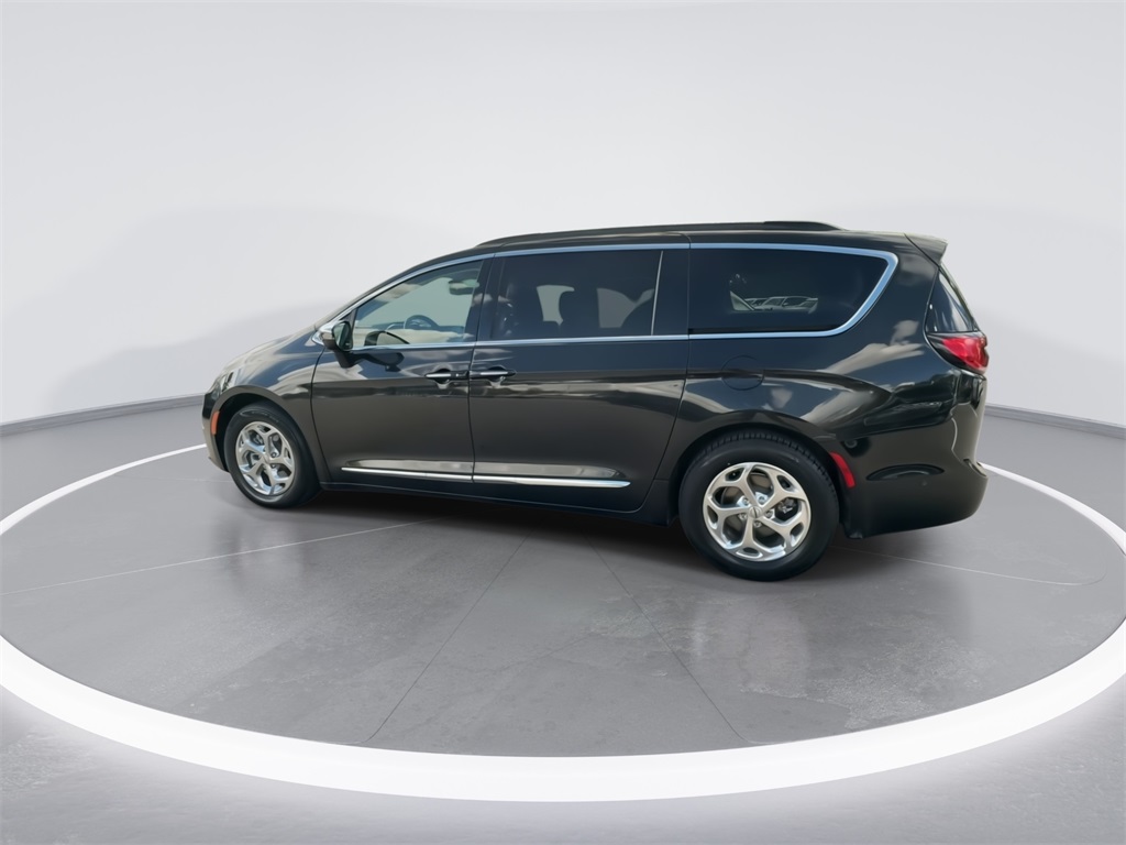 2022 Chrysler Pacifica Limited 6