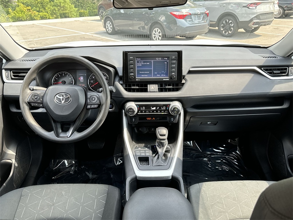 2022 Toyota RAV4 XLE 20