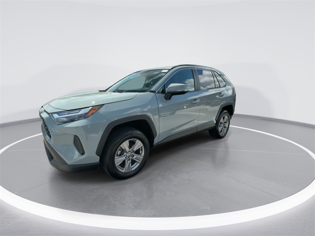 2022 Toyota RAV4 XLE 4