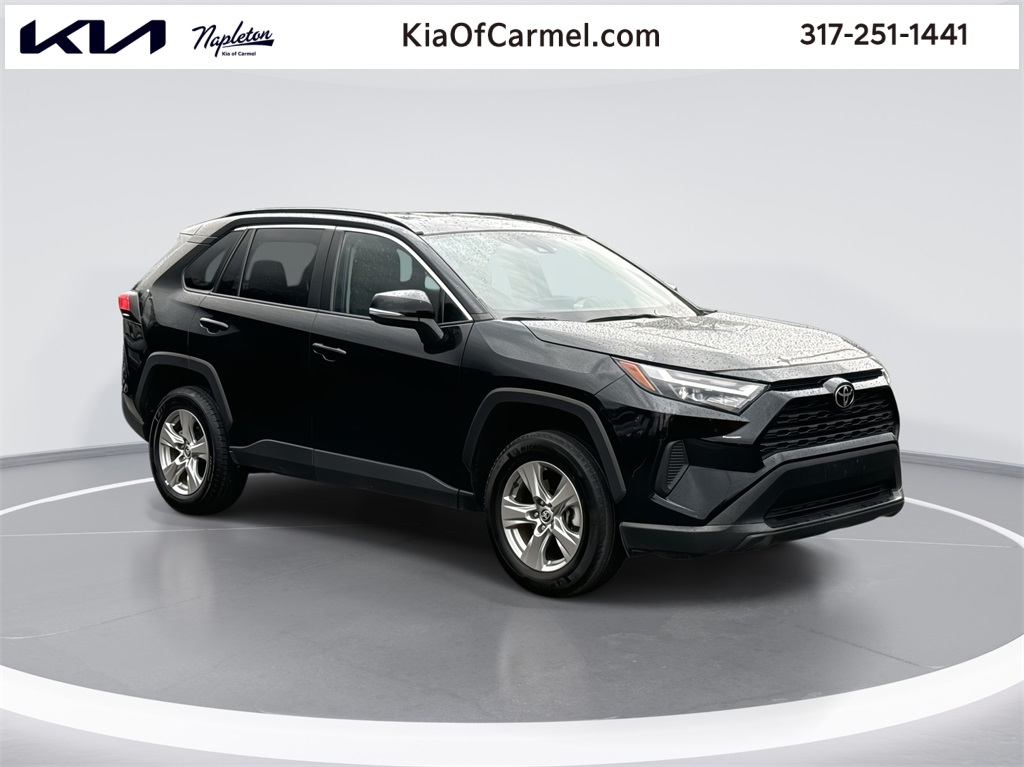 2022 Toyota RAV4 XLE 1