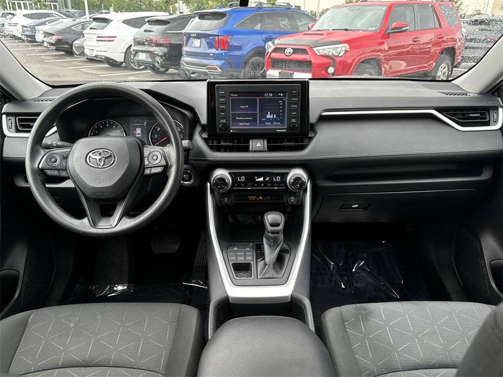 2022 Toyota RAV4 XLE 20