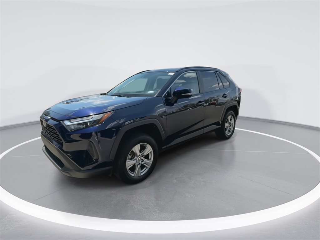 2022 Toyota RAV4 XLE 4