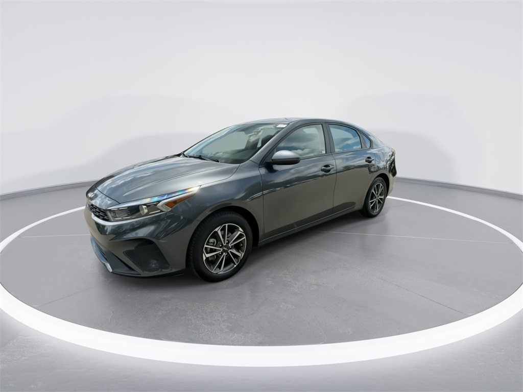 2022 Kia Forte LXS 4