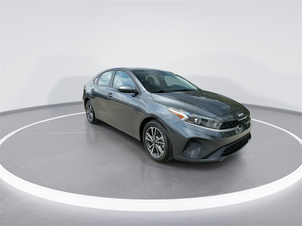 2022 Kia Forte LXS 13