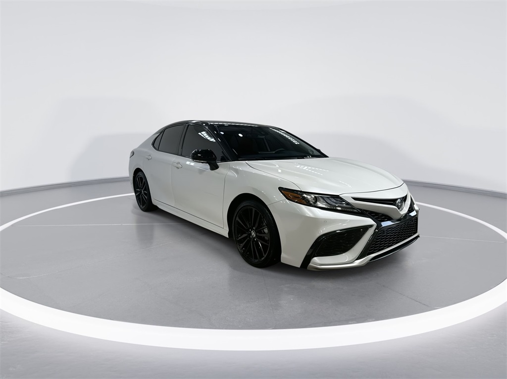 2023 Toyota Camry XSE 2