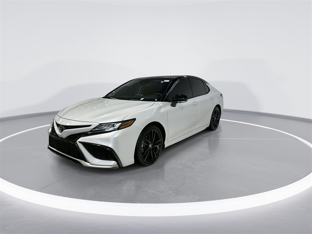 2023 Toyota Camry XSE 3