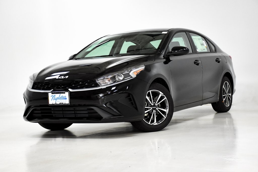 2023 Kia Forte LXS 1