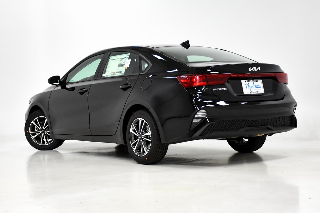 2023 Kia Forte LXS 26