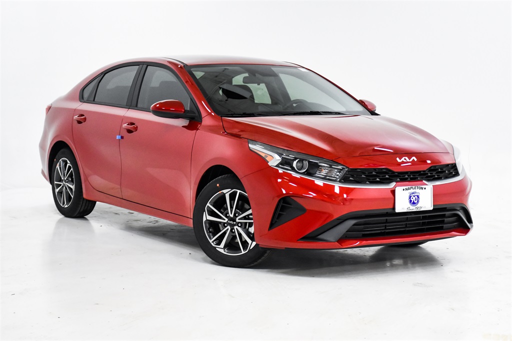 2023 Kia Forte LXS 4