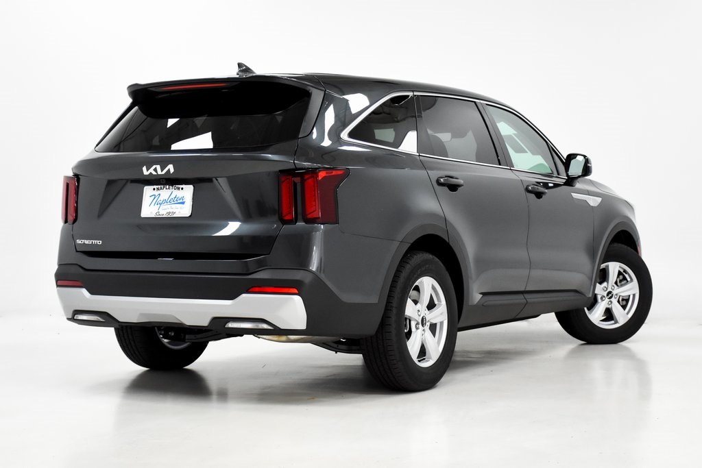 2024 Kia Sorento LX 30